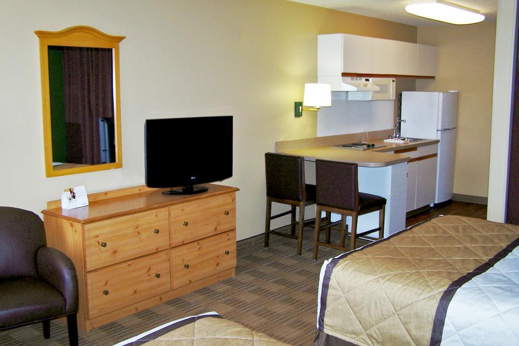 Extended Stay America Suites - Orlando - Алтамонте Спрингс Экстерьер фото